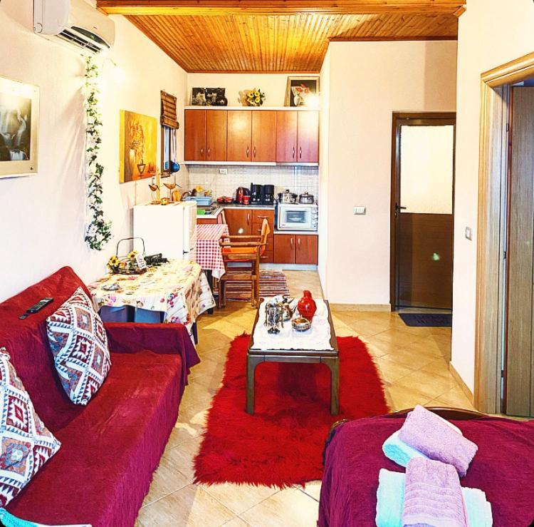Maria Luxury 